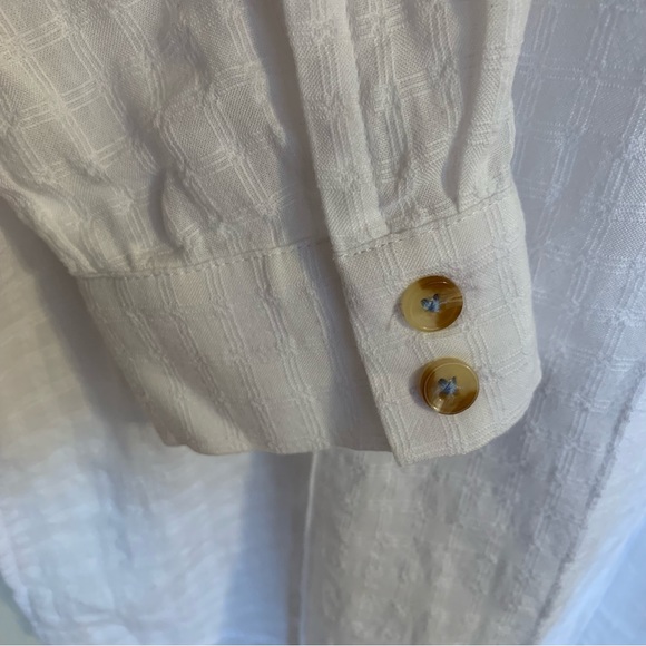 NEW Anthropologie Textured Button Down Tunic in White, Size M - Picture 10 of 15